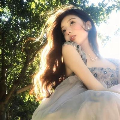 阿罗有枝彩色笔